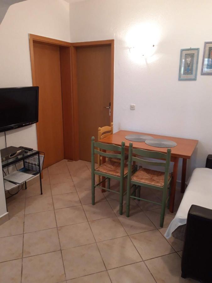Apartment Perla Pirovac Exterior foto